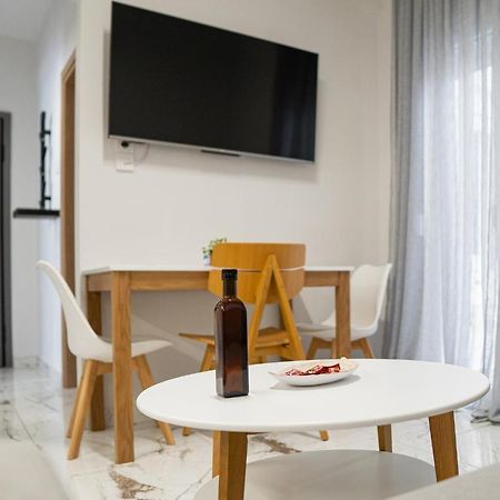 Suite Apartment Siatista Eksteriør billede